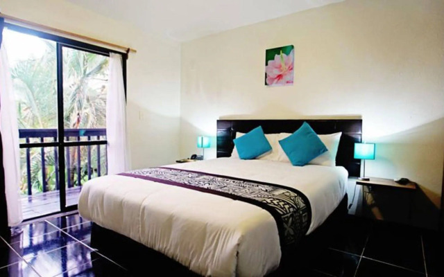 Travellers Point Hotel
