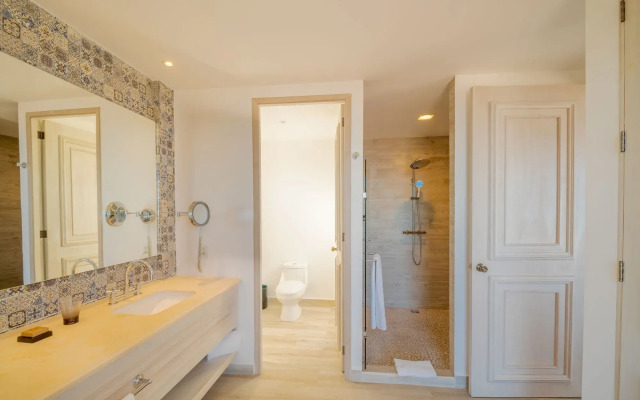 Mar del Cabo By Velas Resorts