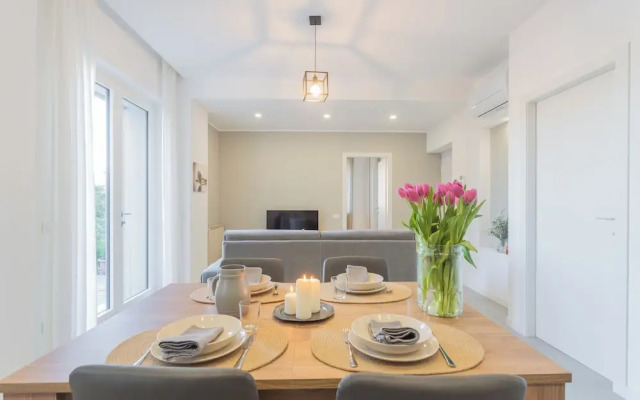 Isola Felice Grandate by Rent all Como