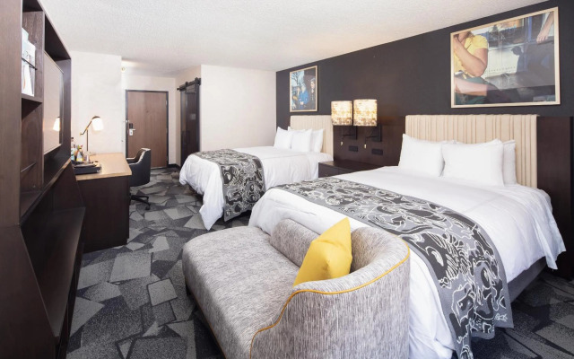 Saint Kate - The Arts Hotel