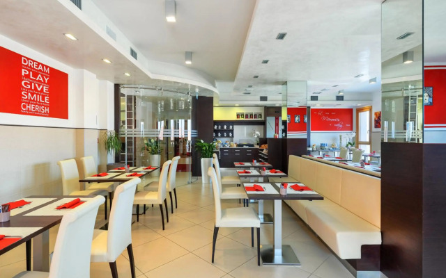 Kairos Garda Hotel