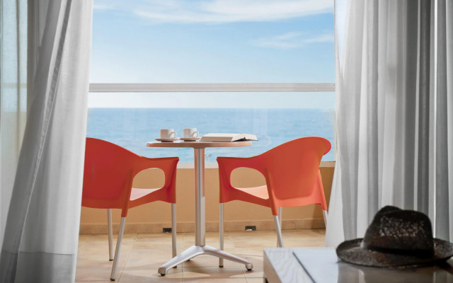 Elba Sara Beach & Golf Resort