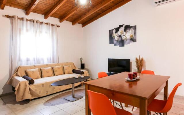 Creta 2 bedrooms 6 persons village house