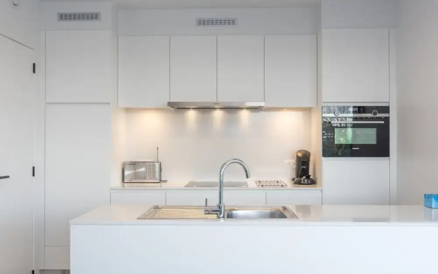 Newly Built Flat Near the City Centre