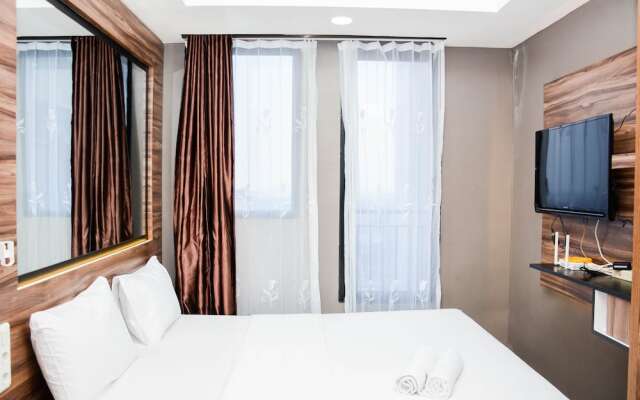 Comfort Studio At Evenciio Margonda Apartment