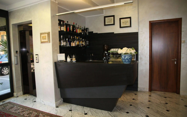 Hotel Iris