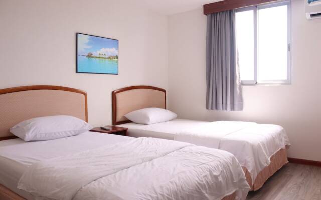 Lucky Home Hotel and Apartment