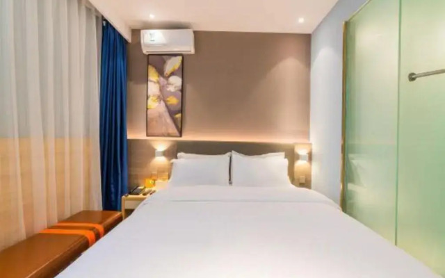 7 Days Premium Hotel (Fuzhou Mawei Shipbuilding culture)