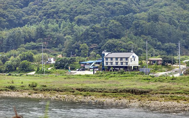 Gangchon Su & Sol Pension