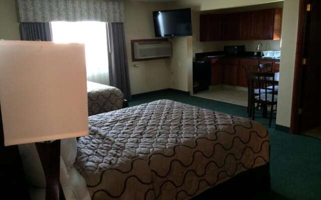 Pacer Inn And Suites Delaware