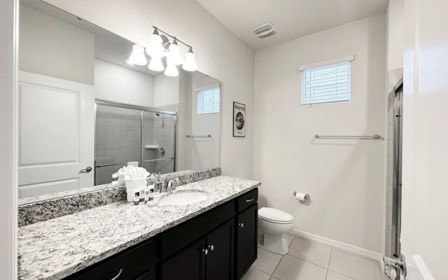 2127lc- Windsor Island 10 Bedroom Home by RedAwning