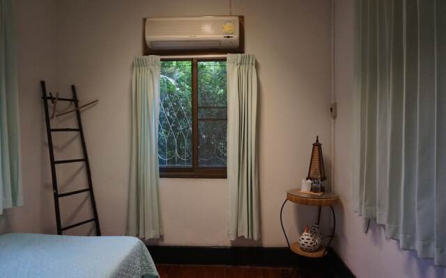 Baan Rub Aroon Guesthouse