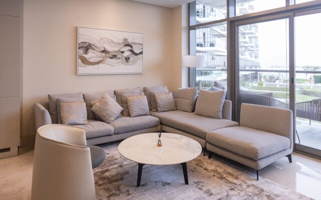 Palm Perfection 3BR with Private Beach