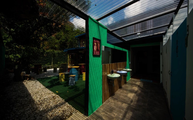 Yolo Hostel Medellin