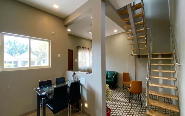 Hotel Sadhana Executive