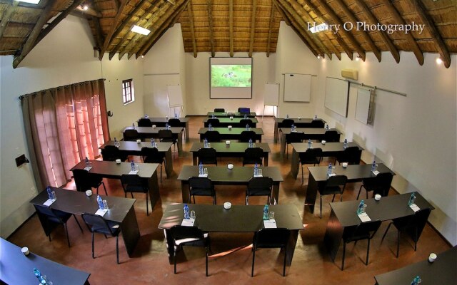 Mangwa Valley Game Lodge & Spa