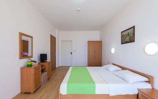 Trakia Plaza Apartments