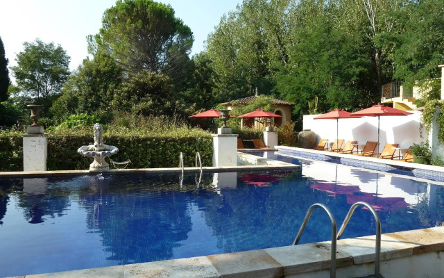 Hotel du Mas de la Chapelle