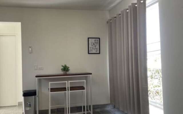 La paz Apartments