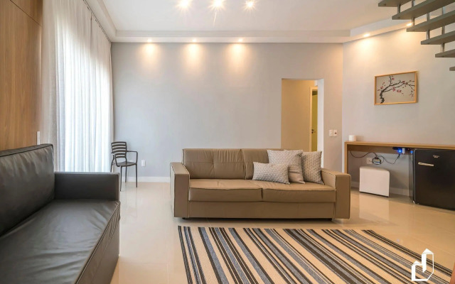 Cobertura duplex com vista para o mar e jacuzzi