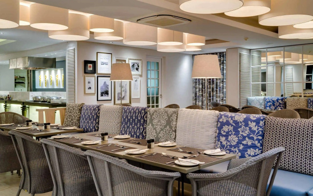 Protea Hotel by Marriott Cape Town Sea Point