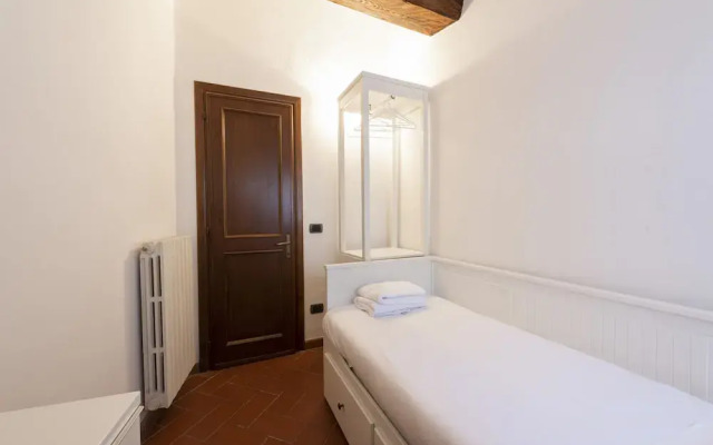 Toscanella 3 Bedrooms by Mmega