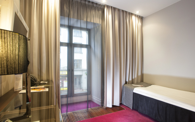 Tallink Hotel Riga - Image 3