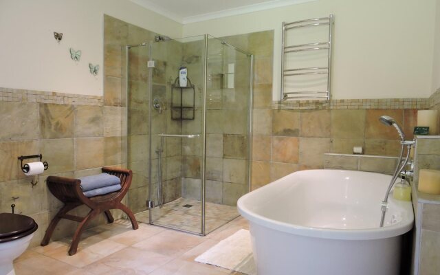 Tracey'S B & B From R450 P/P Sharing