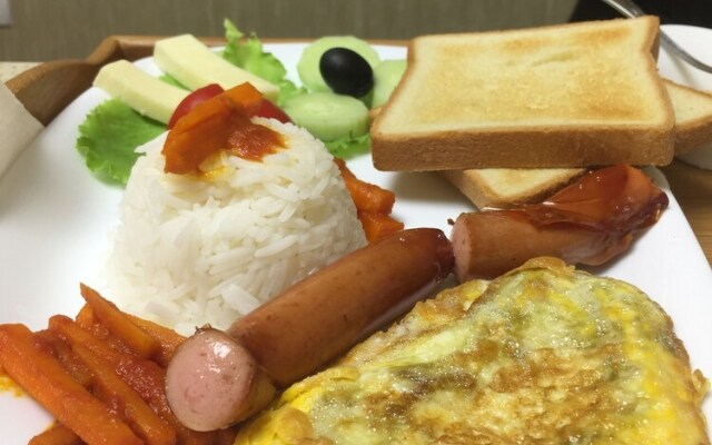 Hotel Atlantis Near Airport