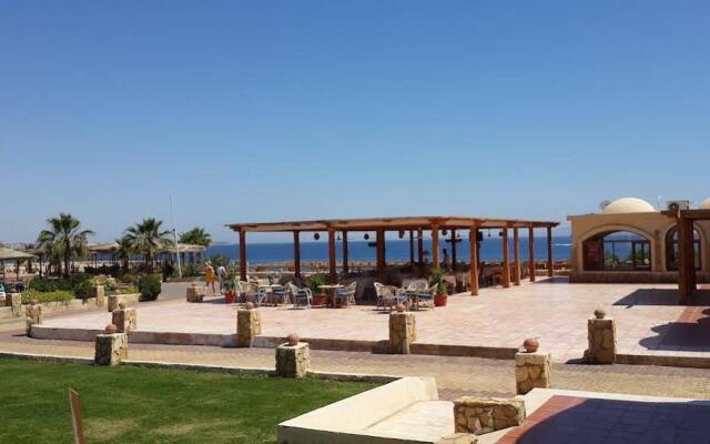 Tamra Residence Hotel Apartment