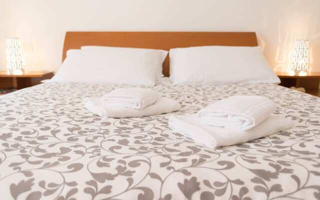 Grimaldi Apartments - Principe