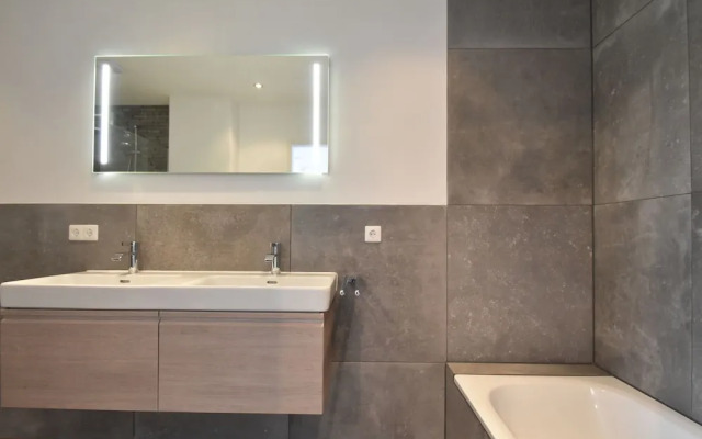 Modern Villa with Hot Tub & Sauna in Harderwijk Flevoland