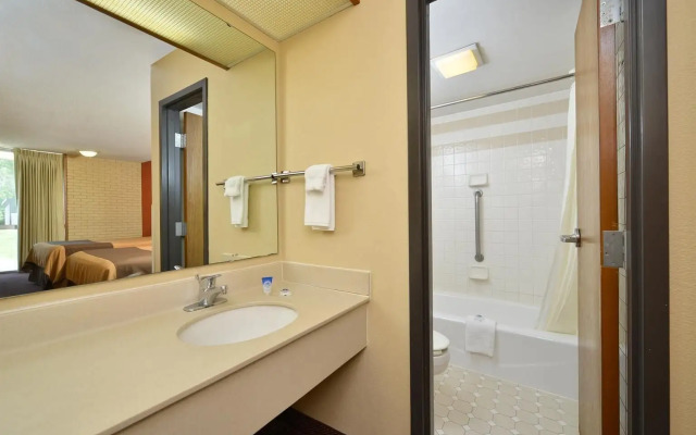 Americas Best Value Inn Collinsville St. Louis