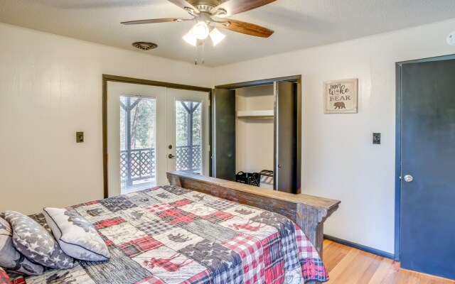 Ruidoso Cabin Retreat w/ Multi-level Deck