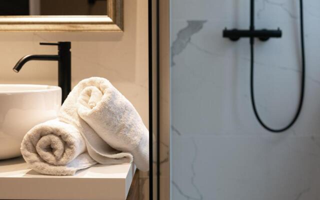 Harbour Residence Apartments