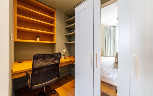 5 Bed Apartment in Clapham