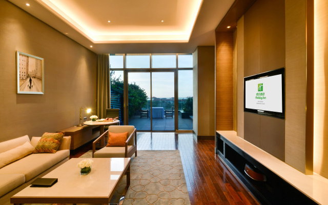 Holiday Inn Haikou West Coast by IHG – Guest Rooms – Haikou