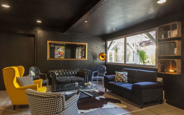 The Originals City, Hôtel Le Louisiane