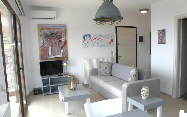 Koumaros Aparthotel