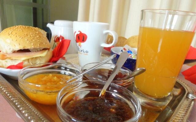 Lirio Guest House
