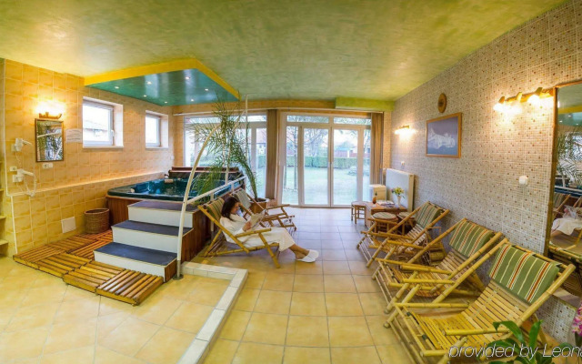 Hotel Platan