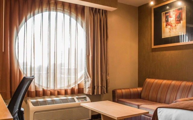Comfort Suites Monroeville