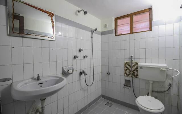 OYO 10906 Home Modern 1BHK Baga