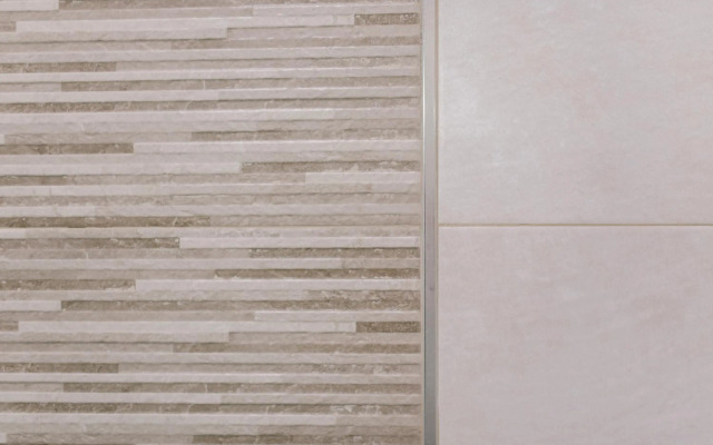 Alameda Amor Suite by Valcambre