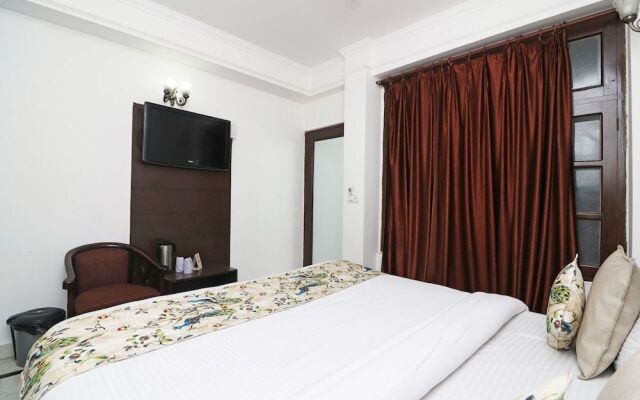 OYO 16063 Hotel Grand Valley