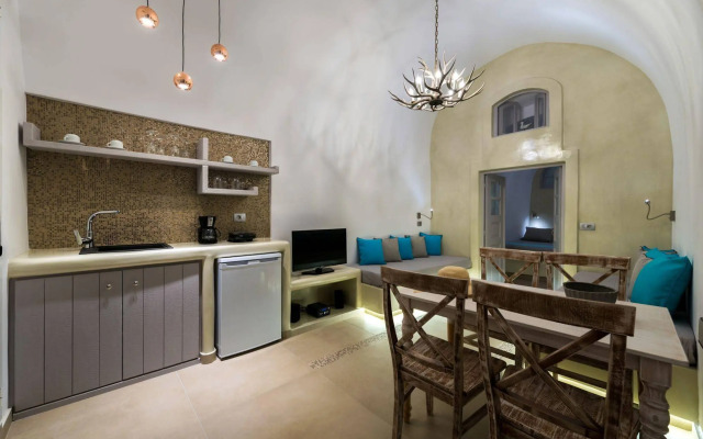 Nefeli Homes - Adults Only