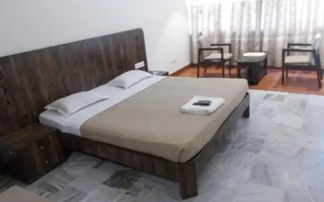 Samrat Residency by FabHotel