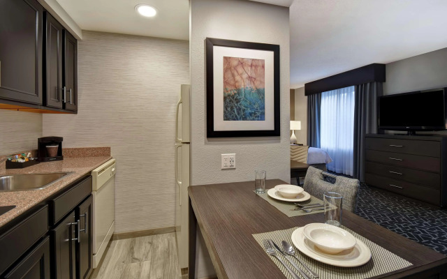 Homewood Suites by Hilton Edgewater
