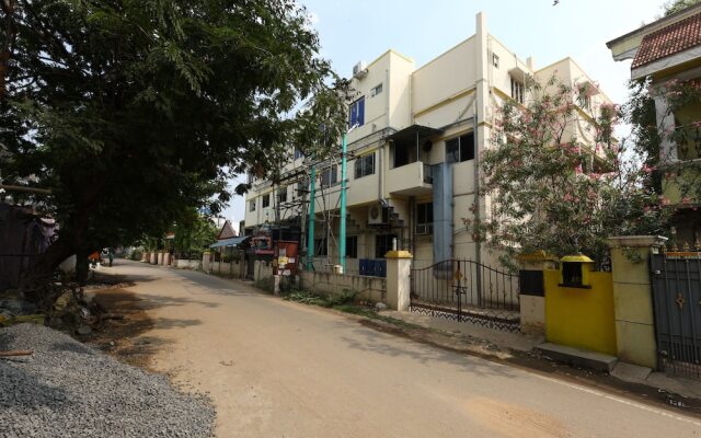 OYO 7131 Amrita Inn