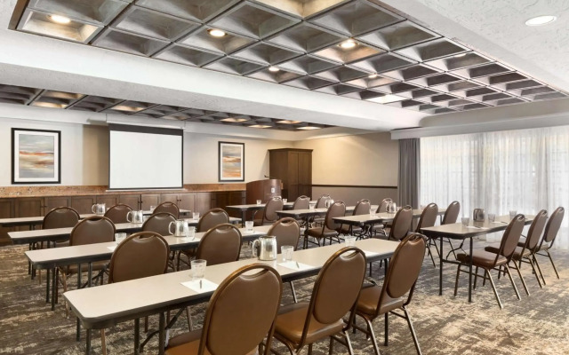 Embassy Suites by Hilton Lompoc Central Coast